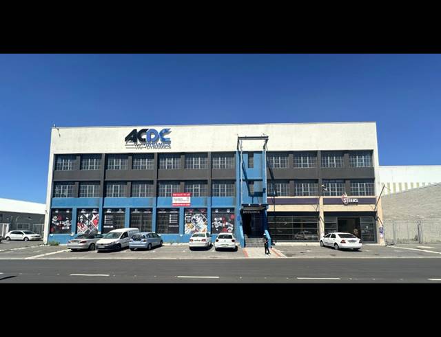 5,007M² WAREHOUSE FOR SALE IN PAARDEN EILAND